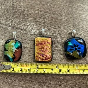 Elegant Multicolor Glass Pendant Set
